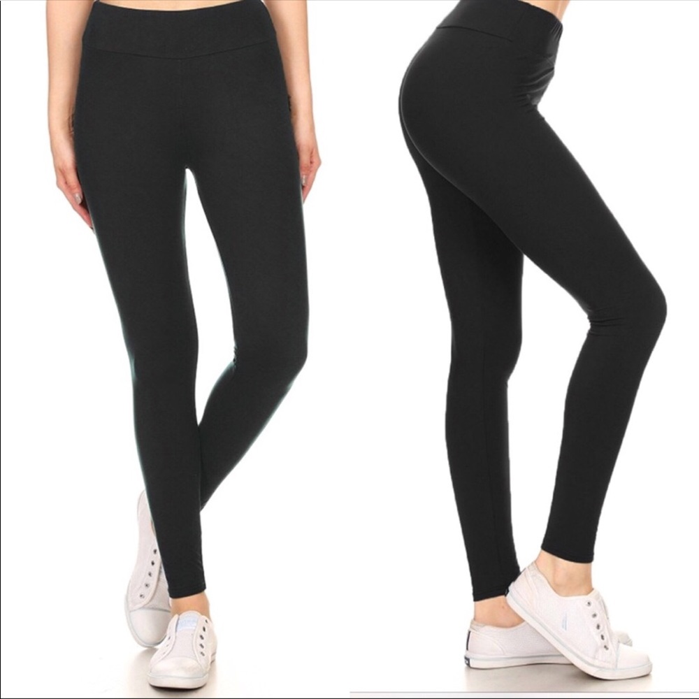 JUST IN! NWT Black Yoga Band Leggings One Size - Picture 3 of 7